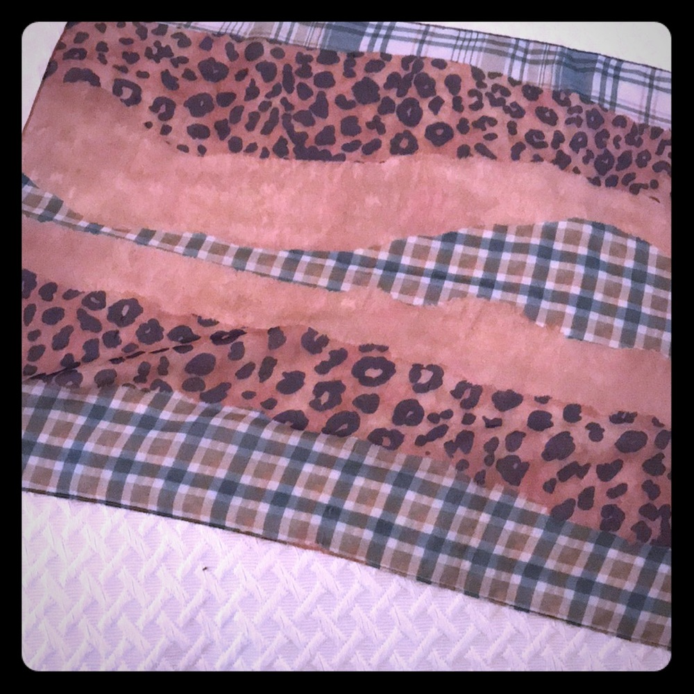 COVID-19 scarf